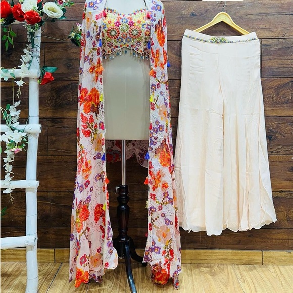 Stylish color top with plazo In size 38-40 - Picture 2 of 5